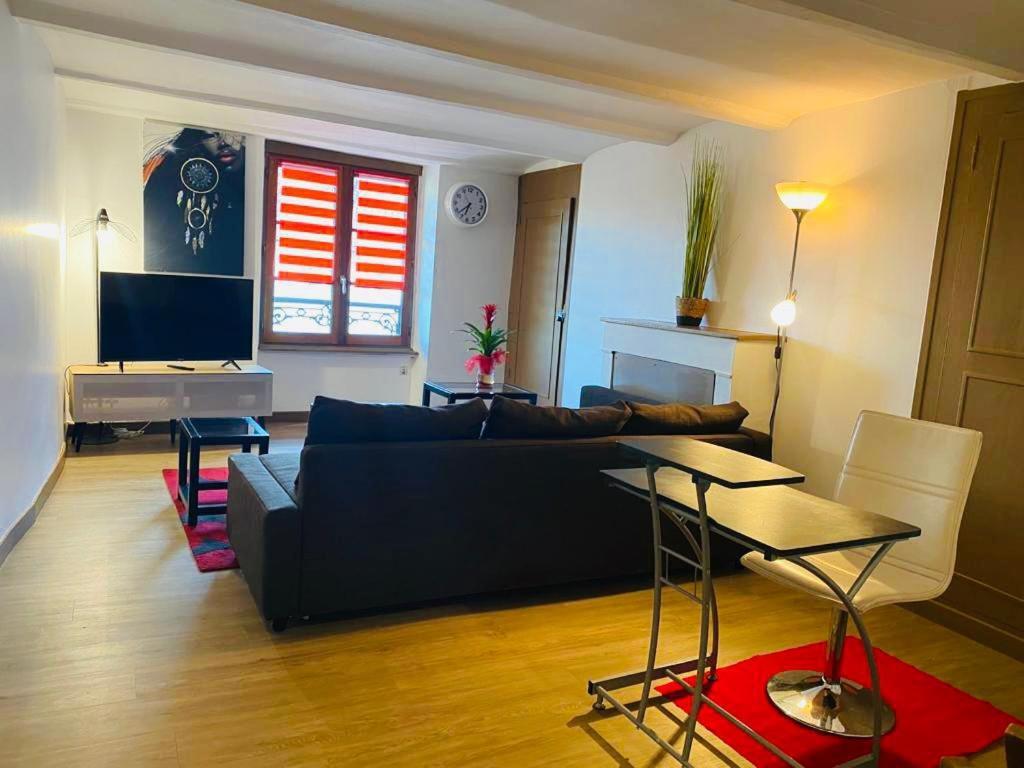 Doux Refuge Apartamento Le Puy-en-Velay Exterior foto