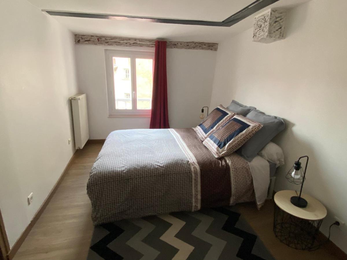 Doux Refuge Apartamento Le Puy-en-Velay Exterior foto